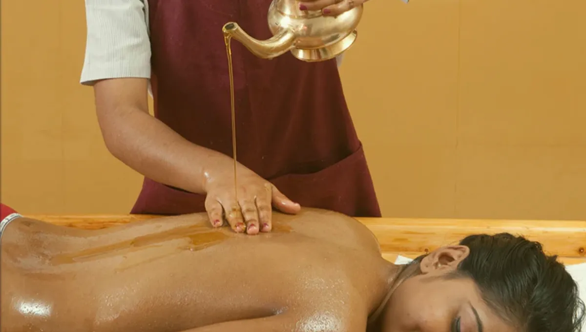 Kashayadhara Therapy